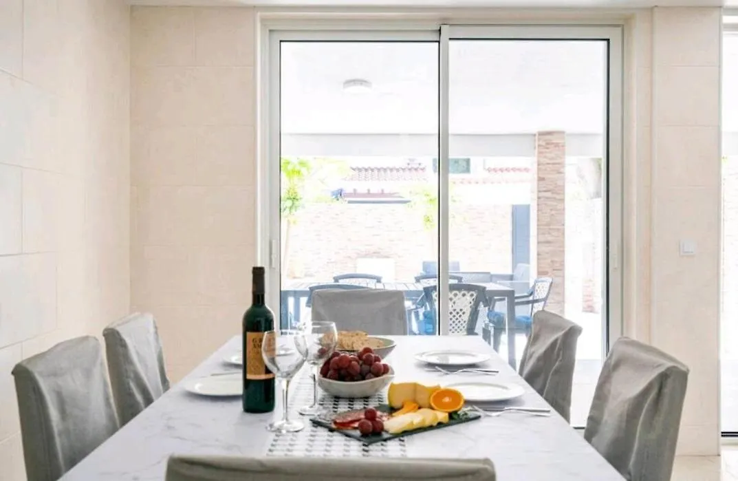 Marina Holiday House Quarteira