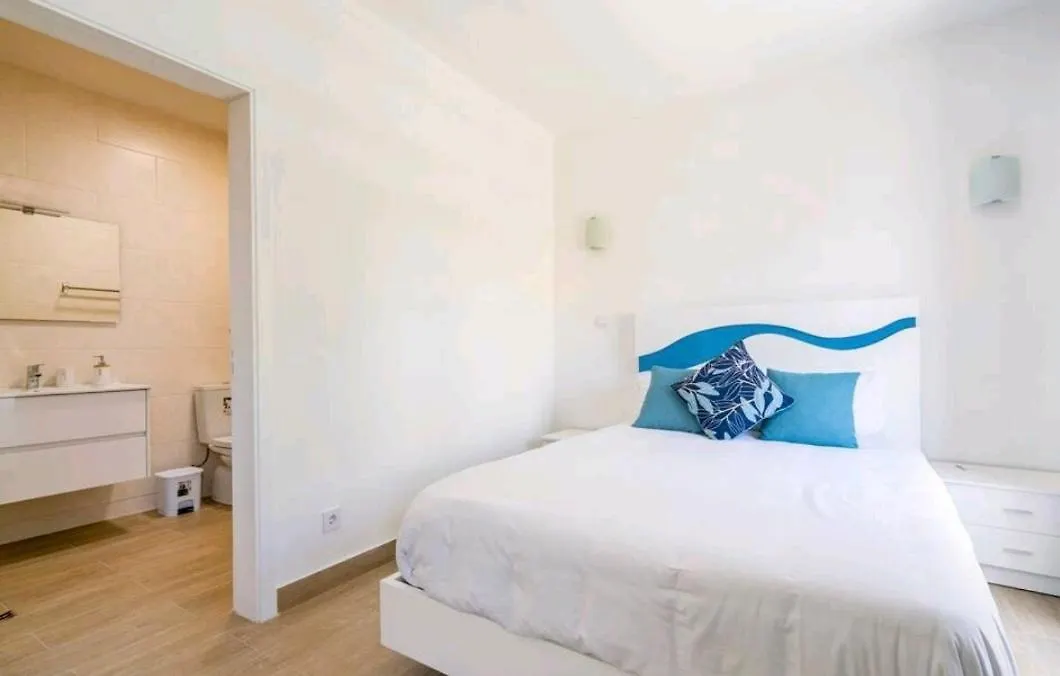 Marina Holiday House Quarteira 0*,